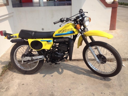 ขายครับ TS125ER ทะเบียนพร้อมโอน ราคา 25000 สนใจ 0944936376