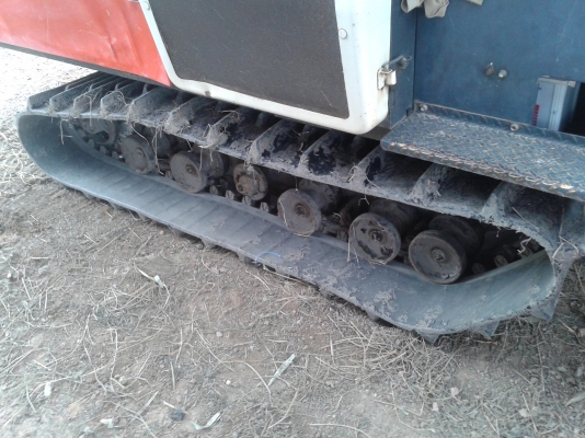 ขายรถเกี่ยว DC95  750000 ใช้งานแค่2ปีกว่า