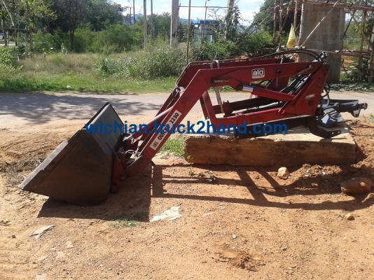 ขายแล้วขอบคุณพี่ประทวน เลาขวัญมากครับ มาดูแล้วถูกใจซื้อเลย ชุดตักหน้ารถไถฟอร์ด &ldquo; ยี่ห้อQUICKE 2230 ตรงรุ่นFORD6600