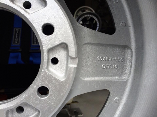 ขายล้อ CV928 (MADE IN TAIWAN) 16x8" ET+10 6 รูกระบะ ออฟสวยๆ ถูกๆ ขายล้อ CV928 (MADE IN TAIWAN) 16x8" ET+10 6 รูกระบะ ออฟสวยๆ ถูกๆ