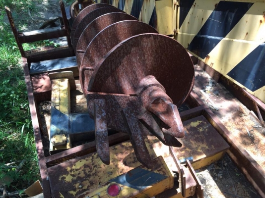 เครน 7.7 ตัน ติดตัวสว่านเจาะดิน....เตรน3 ปลอก 2 ชักยีดยาว 10 เมตร หัวสว่านยืดได้อีก ของนอกนำเข้าไม่เคยใช้ในเมืองไทย สภาพสวย