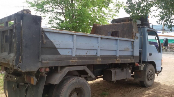 ลูกค้ามารับ"รถจ่ายเงินสด"เดินทางกลับบ้านด้วยความปลอดภัยนะครับ เงินทองไหลมาไห้เต็มกะบะดั้มคันทีซื้อไปนะ ครับคุณพี่