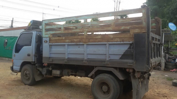 ลูกค้ามารับ"รถจ่ายเงินสด"เดินทางกลับบ้านด้วยความปลอดภัยนะครับ เงินทองไหลมาไห้เต็มกะบะดั้มคันทีซื้อไปนะ ครับคุณพี่