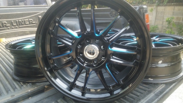 RE30 ขอบ 17 ล้อใหม่ 8900