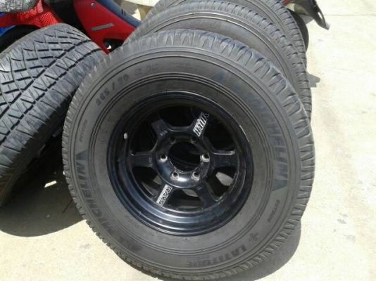 ขายล้อ TE37x 16x8 ออฟ 0 พร้อมยางสวยๆๆครับ