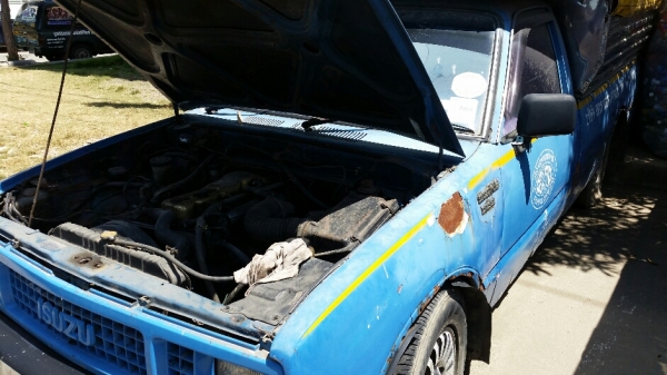 Isuzu KB หัวเดียว เครื่องฝาทอง ทะเบียนขาด ก.พ.58 ขับได้เครื่องดี ขาย 39,000 บาท