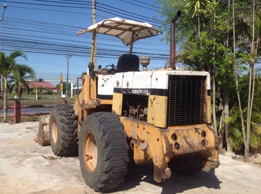 ขายรถตักล้อยาง