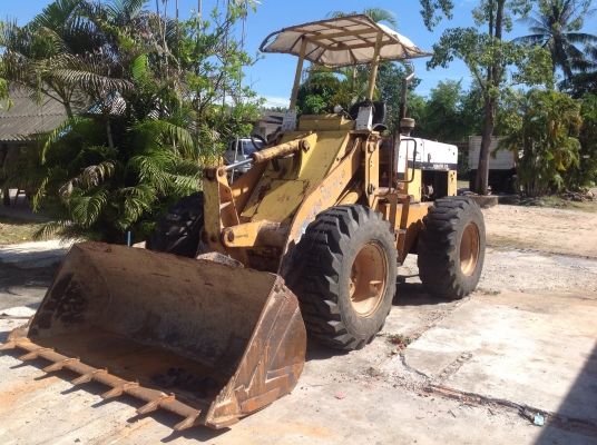 ขายรถตักล้อยาง