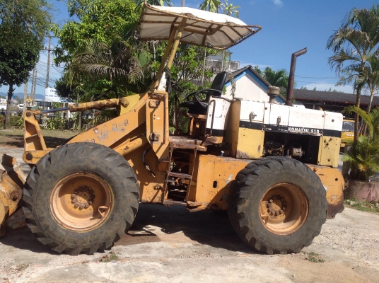 ขายรถตักล้อยาง