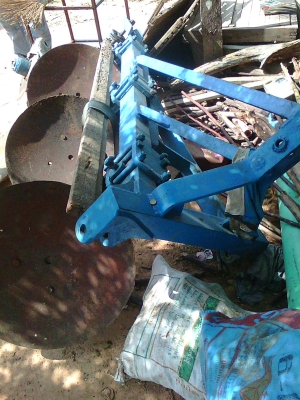 ขายผานไถ รถฟร์อด 086-2465-934