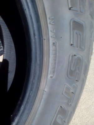 ขายยาง BS 265/65/17 ปลายปี13 สวยๆเลยครับ