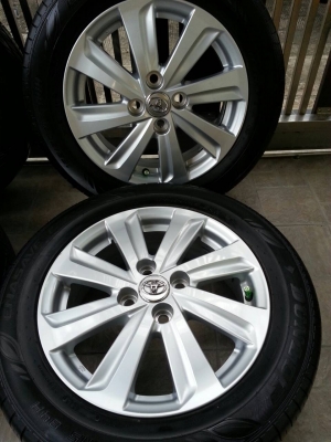 ขายล้อMAX ติดรถ พร้อมยาง YARIS ปี 14 BUNLOP 185/60/15 ขายล้อMAX ติดรถ พร้อมยาง YARIS ปี 14 BUNLOP 185/60/15