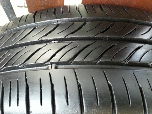 ขายล้อMAX ติดรถ พร้อมยาง YARIS ปี 14 BUNLOP 185/60/15 ขายล้อMAX ติดรถ พร้อมยาง YARIS ปี 14 BUNLOP 185/60/15