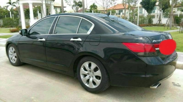 Honda Accord ปี09  ออโต้  เครื่อง2.0   มีจอ  แก๊สLPGถังโดนัท