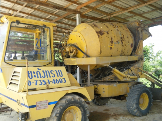 รถผสมปูน COMET