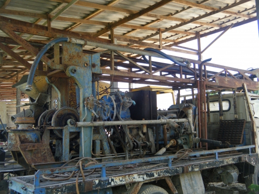 รถเจาะบ่อบาดาล