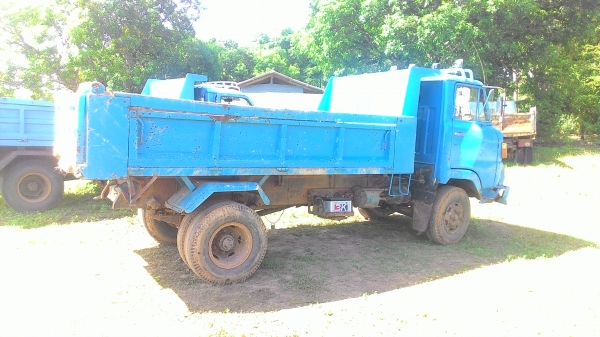 ขาย hino km300