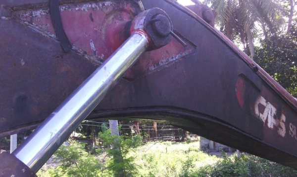 รถขุดซูมิโตโม่ SUMITOMO 2800 F2 รถใช้งานอยู่ เอวดี เครื่องดีปั้มดี ช่วงล่างสวยใช้ได้