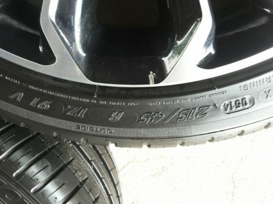 ล้อเดิม All New Altis Esportขอบ 17 พร้อมยาง ล้อเดิม All New Altis Esportขอบ 17 พร้อมยาง