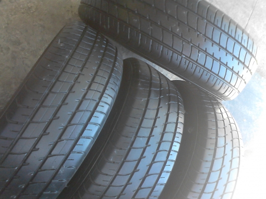185/60R15 Dunlop spsport2030 ชุด 4 เส้น tel.081-427-3941 185/60R15 Dunlop spsport2030 ชุด 4 เส้น tel.081-427-3941