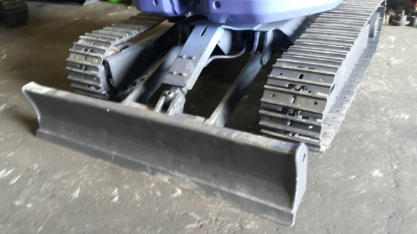 ขาย รถขุด KOMATSU รุ่น PC38UU-2- มือสองญี่ปุ่น แทร็กเหล็ก บูมสไลด์ ท้ายกลม คล่องตัว สลักแน่น มือถือ/LINE ID : 0818753444 ขาย รถขุด KOMATSU รุ่น PC38UU-2- มือสองญี่ปุ่น แทร็กเหล็ก บูมสไลด์ ท้ายกลม คล่องตัว สลักแน่น มือถือ/LINE ID : 0818753444