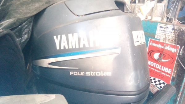 เครื่องyamaha  40hp  fourstoke เครื่องเก่าญี่ปุ่น