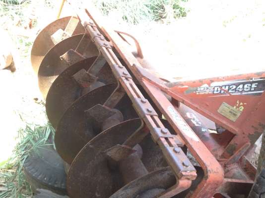 ขาย รถไถ 47 แรง ทำงาน 2,000 ช.ม เครื่องดี พร้อมใช้ ซีลไม่มีเยิ้ม