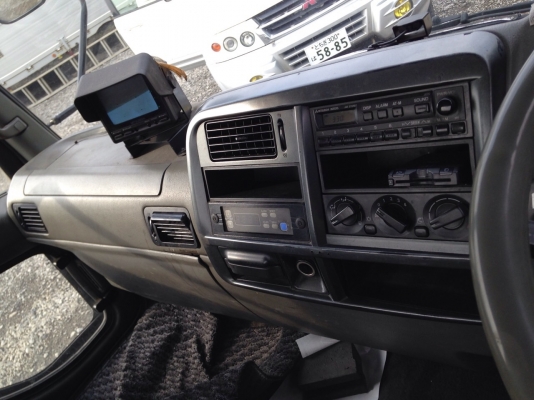 ขาย MITSUBISHI FUSO FK71GJ  เครื่อง6M61  180แรงม้า