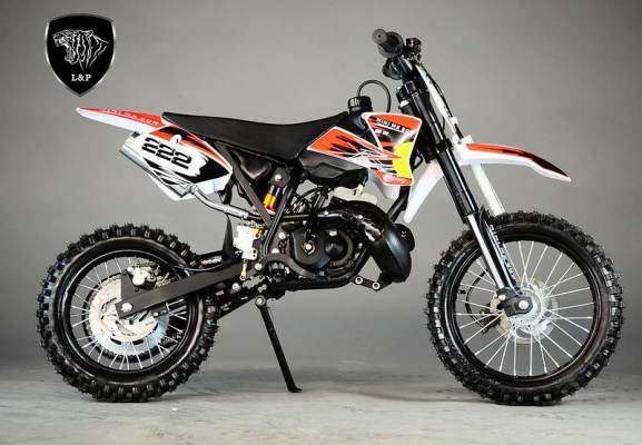 วิบาก ใหม่ล่าสุด 2 จังหวะ 50 CC ล้อ หน้า 14 หลัง 12 รถแข่ง รุ่น JACOB MINI โช็คหน้าหัวกลับ โช็คหลัง นิ่ม กระโดได้ ท่อเสียงรถสูตร เป็น ออโต้บิดแล้วไปเลย ขี่ง่าย ไม่ต้องเข้าเกียร์ ดิสเบรค หน้า หลัง เท่ สไตร์ รถสูตร สนาม ราคาโปรโมชั่น จาก 29000 ช่วงแนะนำเหลื