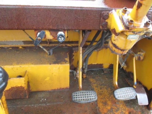 CP20W # 10442 : รถบดล้อยาง 7 ล้อ โทร.กุ้ง:081-3062283