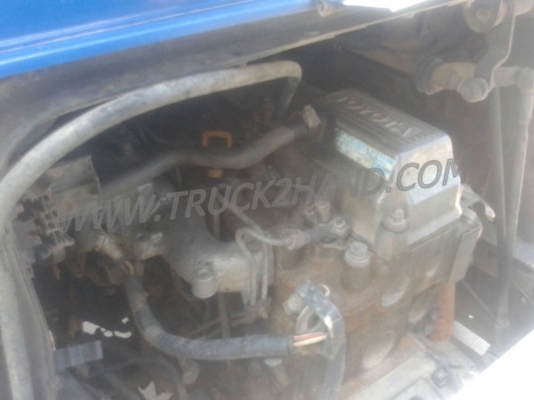 รถบรรทุก 6 ล้อ TOYOTA DYNA กระบะบรรทุกดั๊ม