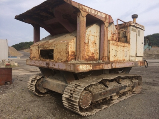 MOBIL JAW CRUSHER : MITSUBISHI MRC36J ปี1999 หากรอของได้ 30-45 วัน ติดต่อคุยกันได้เลยครับ