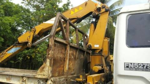 เทนเลอร์บรรทุกแบคโฮ 2 เพลาติดเฮี้ยบ MITSUBISHI 195 แรงราคา7000,000