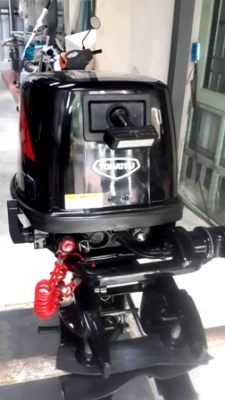 ขายเครื่องยนต์เรือ Tohatsu 9.8 hp