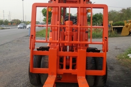 โฟลคลีฟ TOYOTA เครื่องดีเซล ยกใด้4ตัน