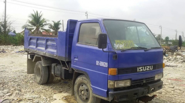 NKR58E // 4BE1 // อิซูซุ ISUZU 110 แรง 2 เพลา เดิมๆ รถใช้งานปกติ พิกัดกทม. โทร 085 639 0132