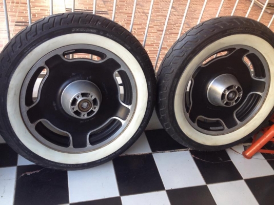 ล้อฮาร์เลย์ขอบ16หน้าหลัง