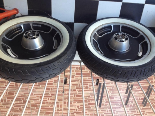 ล้อฮาร์เลย์ขอบ16หน้าหลัง