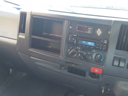 ขาย ISUZU NLR130 รถห้องเย็นไม่ติดเวลา