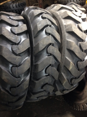 รับหล่อดอกยางตันและยางลมทุกขนาด จำหน่ายยางใหม่ทุดยี่ห้อทั้งตันและลมคะ แกะดอกยางตันอะไรนะ 800 เท่านั้น คร้า รับหล่อดอกยางตันและยางลมทุกขนาด จำหน่ายยางใหม่ทุดยี่ห้อทั้งตันและลมคะ แกะดอกยางตันอะไรนะ 800 เท่านั้น คร้า