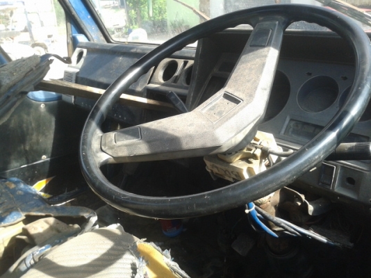 4ล้อโตโยต้า   เล่มพร้อม  หัว เครื่อง คัชซี่  สอบถาม พงศกร  088-3970475