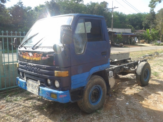 4ล้อโตโยต้า   เล่มพร้อม  หัว เครื่อง คัชซี่  สอบถาม พงศกร  088-3970475