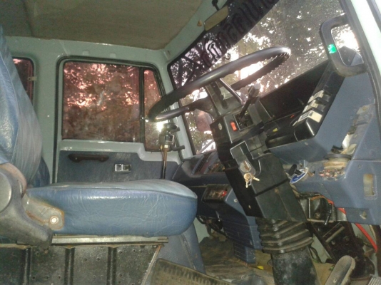 ขายดาวน์ 10 ล้อท้ายลาด 240 แรง