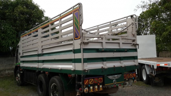 ขายกะบะถอดจากเดกก้า กว้าง243 ยาว6 เมตร สูง182