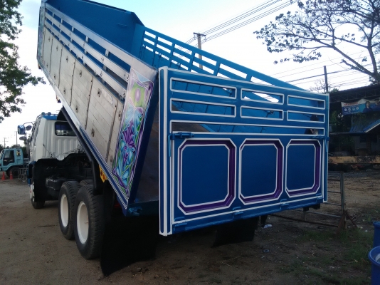 Hino. 10 ล้อ ดั้ม รุ่นFM3M ราคาถูก. รถพร้อมใช้งาน