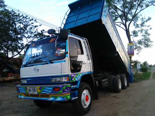 Hino. 10 ล้อ ดั้ม รุ่นFM3M ราคาถูก. รถพร้อมใช้งาน