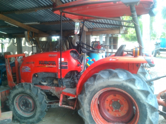 รถไถคูโบต้า L3608