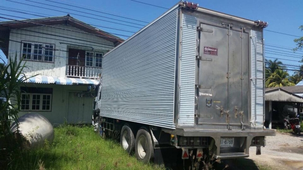 รถ 10 ล้อตู้เปียก 260 แรง HINO FL1JNLD ปี2543รถสภาพดี สวยมาก พร้อมใช้ เครื่องดี คัสซีสวย ตู้สวย