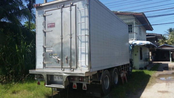 รถ 10 ล้อตู้เปียก 260 แรง HINO FL1JNLD ปี2543รถสภาพดี สวยมาก พร้อมใช้ เครื่องดี คัสซีสวย ตู้สวย