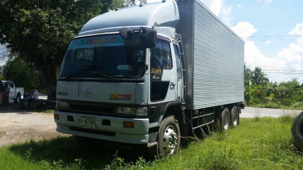 รถ 10 ล้อตู้เปียก 260 แรง HINO FL1JNLD ปี2543รถสภาพดี สวยมาก พร้อมใช้ เครื่องดี คัสซีสวย ตู้สวย